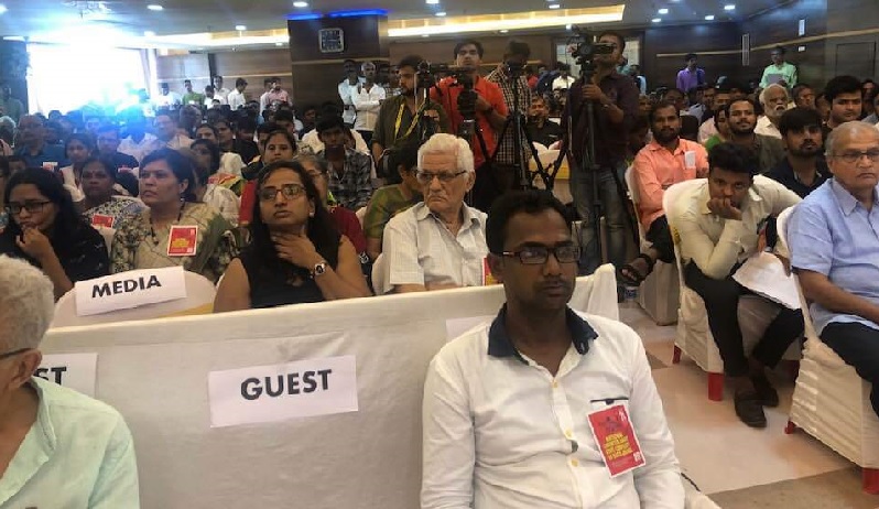 मुंबई में हस्तियों ने सुनी नफरत के शिकार लोगों की दास्तान, जुर्म के खिलाफ मिलकर लिया लड़ाई लड़ने का संकल्प 6 mumbai3