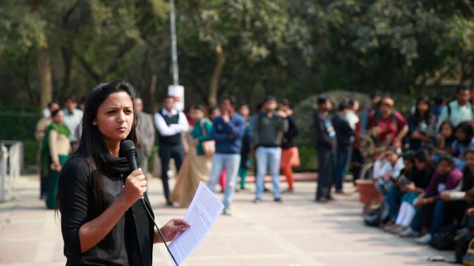 शहला के आरोपों को सेना ने बताया बेबुनियाद 2 Shehla Rashid Shora