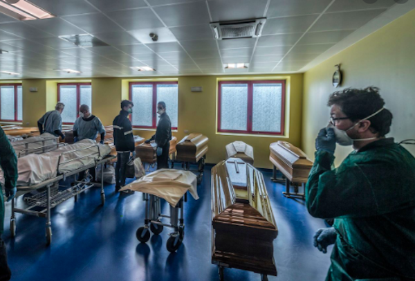 इटली के एक अस्पताल की तस्वीर।
