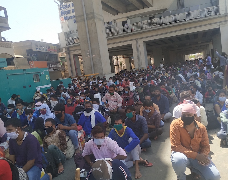 श्रमिक एक्सप्रेस घोटाला : गुजरात में ट्रेनों का किराया बन गया सत्ता से जुड़े नेताओं-कार्यकर्ताओं के लिए नया उगाही उद्योग