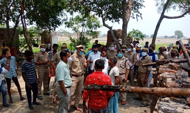 जौनपुर भदेठी हिंसा: ‘संघ-बीजेपी और योगी दे रहे हैं घटना को सांप्रदायिक रंग’
