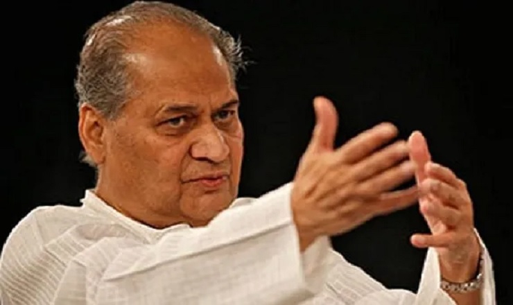 वर्धा स्थित गांधी अध्ययन केंद्र पर ग्रहण 8 Rahul Bajaj