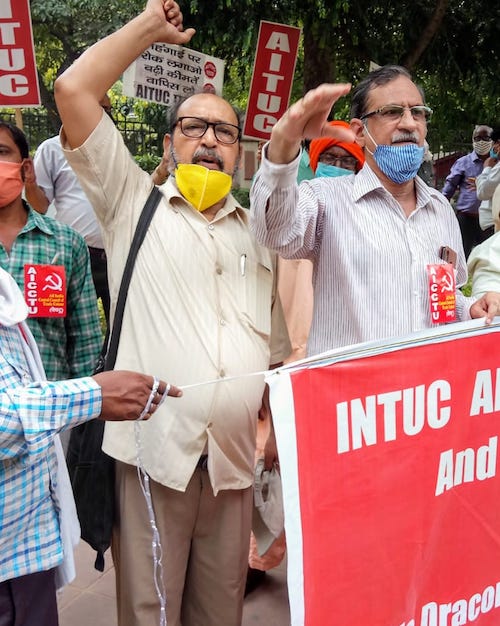 मोदी सरकार के खिलाफ देश भर के मजदूरों ने दी सड़क पर दस्तक 7 protest3