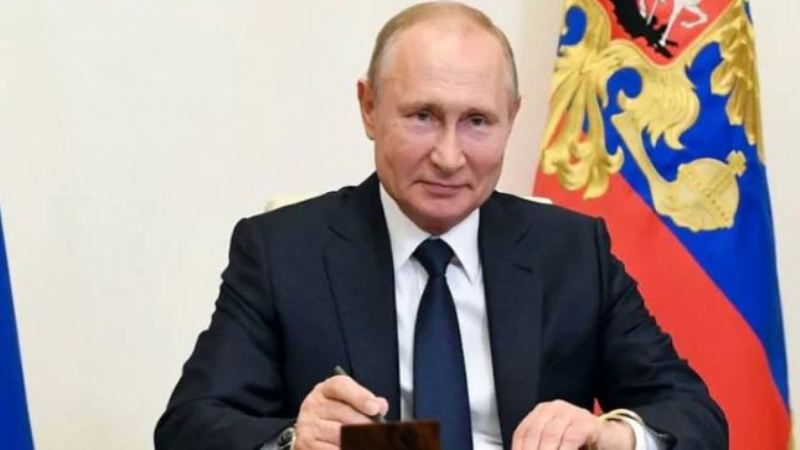 रूस ने बनाई दुनिया की पहली कोरोना वायरस वैक्सीन, राष्ट्रपति पुतिन ने खुद किया एलान