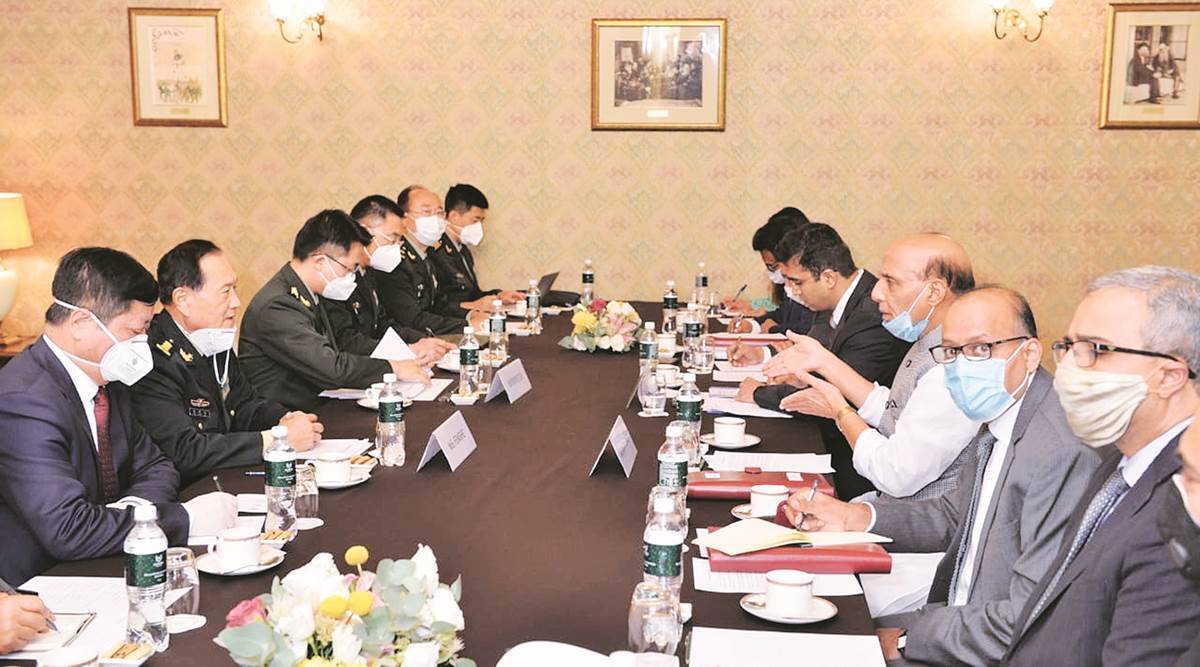 राजनाथ सिंह की चीनी रक्षामंत्री के साथ हुई बातचीत, विदेश सचिव ने बताया भारत-चीन सीमा की स्थिति को अभूतपूर्व