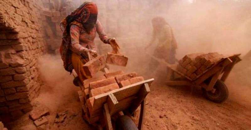 हरियाणाः 44 बंधुआ मजदूरों को कराया गया मुक्त, बच्चों तक से कराया जाता था 14 घंटे काम