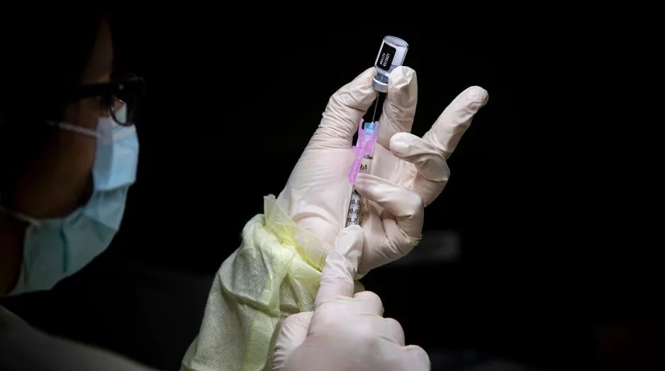 यूरोपीय देशों में निलंबित कोविशील्ड के टीके के बाद भारत में हो चुकी हैं दर्जनों मौतें
