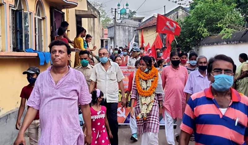 पश्चिम बंगालः सीपीएम के बाद कांग्रेस ने भी रैलियां की स्थगित, कोरोना गाइड लाइन का बाकी दलों पर असर नहीं