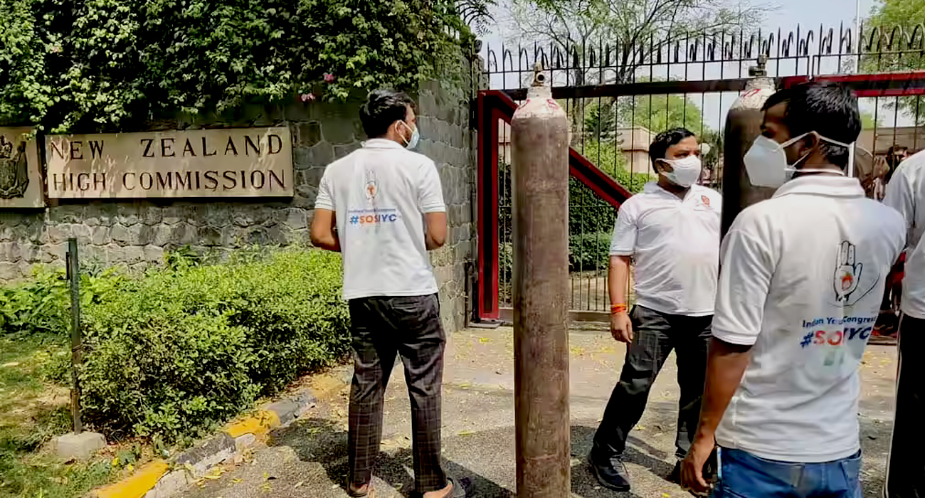 न्यूजीलैंड व फिलीपीन्स दूतावास में ऑक्सीजन सिलेंडर पहुंचाने पर जांच के आदेश