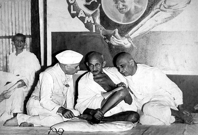 पंडित नेहरू और शेख अब्दुल्ला के कारण ही कश्मीर बन सका भारत का हिस्सा 15 Nehru Gandhi Patel