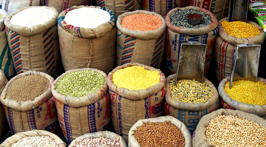 टैक्स सरकार के राज में जनता पर महँगाई की मार 4 pulses