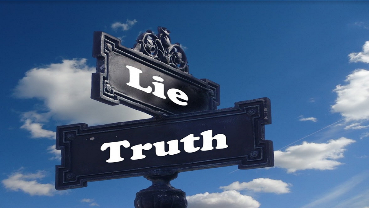 सत्य के बरक्स झूठ का भीमकाय बनना
