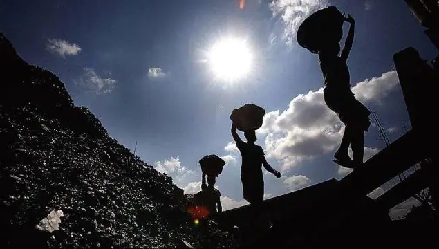 झारखंड: कोयले का अवैध खनन नहीं रुका तो भुगतने पड़ेंगे गंभीर नतीजे
