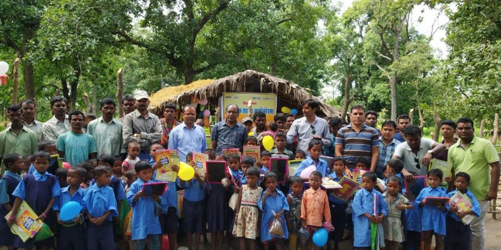 बस्तर में सलवा जुडूम की बलि चढ़े 400 में से 260 स्कूलों को फिर से खोला गया 