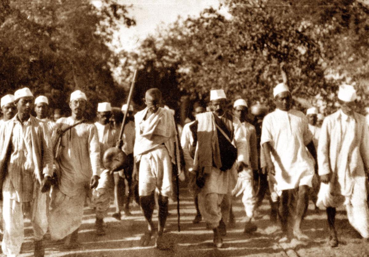 गांधी की दांडी यात्रा-1: यात्रा के पहले देश की स्थिति