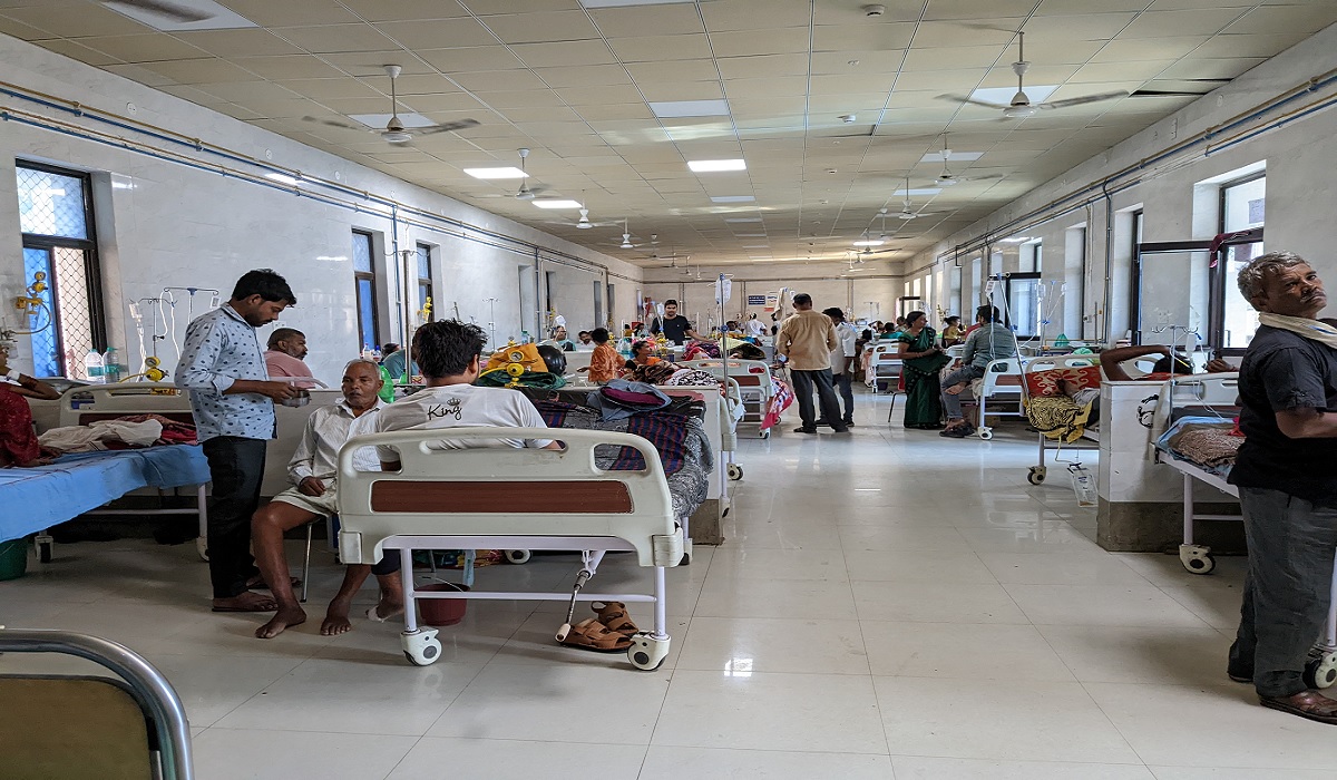 प्रयागराज:  निजी अस्पताल ने डेंगू मरीज को प्लाज्मा की जगह चढ़ा दिया मौसम्बी का जूस, मरीज की मौत