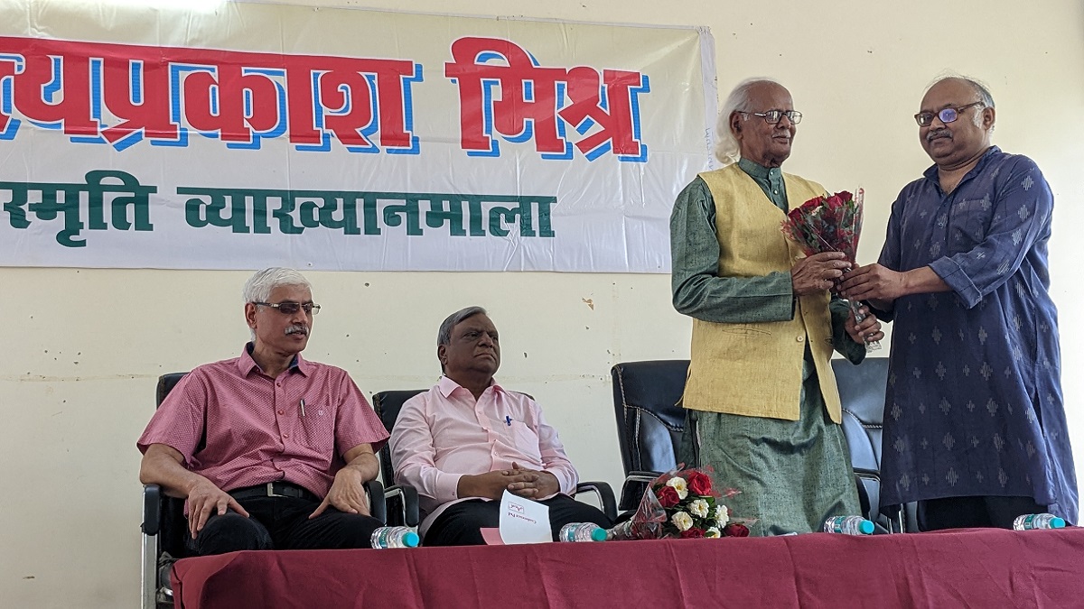 नवजागरण की परम्परा को आगे बढ़ा रहा दलित साहित्य: शरण कुमार लिम्बाले