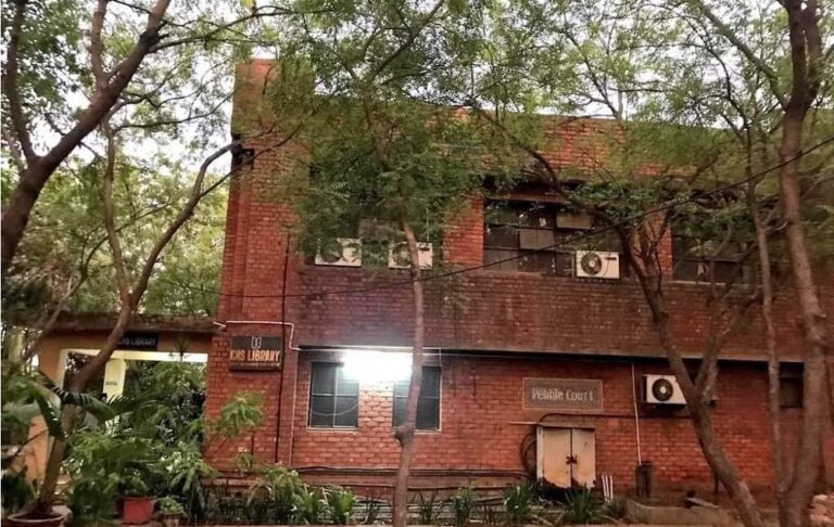 जेएनयू की विश्व प्रसिद्ध लाइब्रेरी हो जाएगी इतिहास, संघी परियोजना के खिलाफ इतिहासकारों ने लिखा पत्र