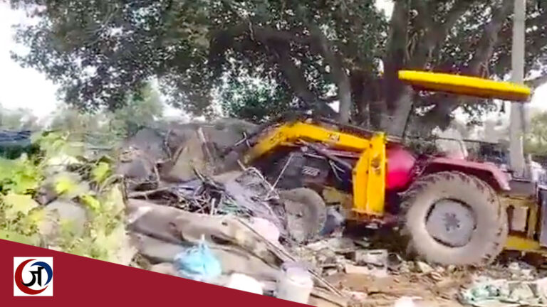 नूंह हिंसा के बाद मेवात में बसे रोहिंग्या मुसलमानों पर चला खट्टर का बुलडोजर