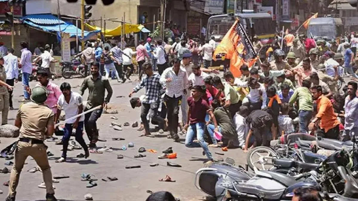 महाराष्ट्र: जालना में मराठा आरक्षण समर्थकों पर लाठीचार्ज भाजपा को पड़ सकता है भारी