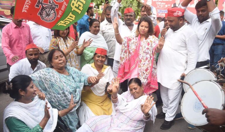 यूपी के घोसी उप चुनाव का नतीजा बदलते सामाजिक समीकरण का संकेत