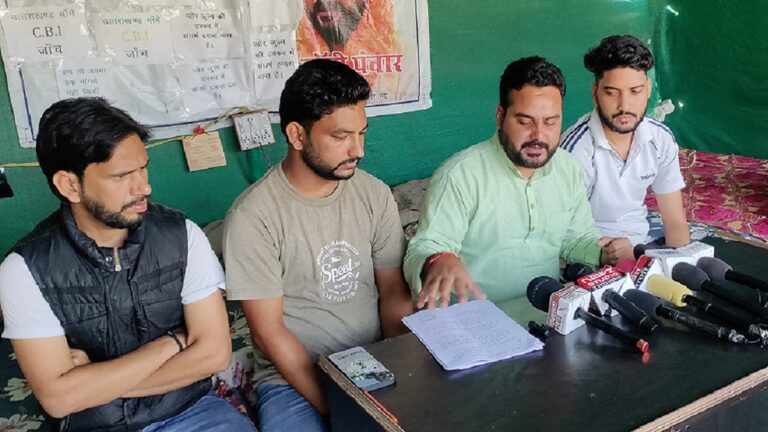 ग्राउंड रिपोर्ट: रोजगार का आंदोलन चला रहे युवाओं ने कहा- उत्पीड़न कर रही उत्तराखंड सरकार