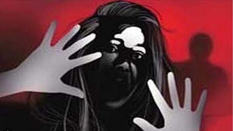 योगी ने किया था जमीन का वादा लेकिन मिला बलात्कार!