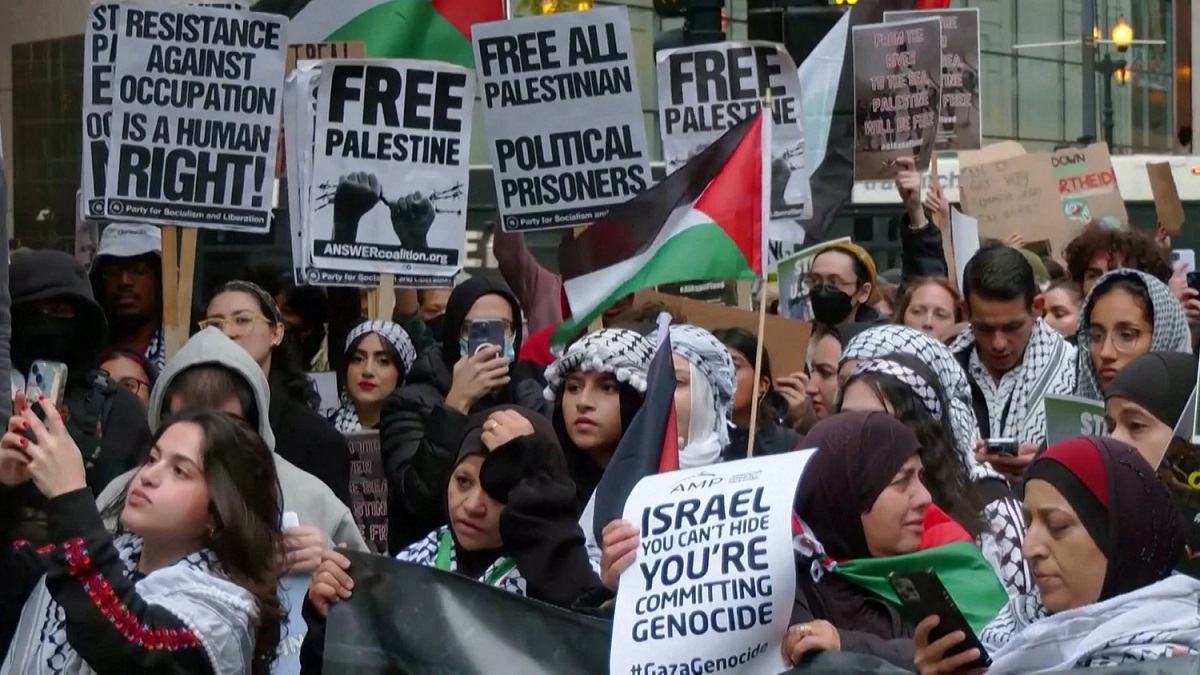 निवेदिता मेनन का लेख: आखिर हमास की निंदा के साथ क्यों शुरू होता है फिलिस्तीन का सवाल?