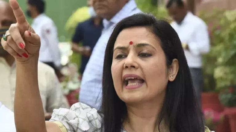 मुझे संसद से बाहर करने की कोशिश की जा रही है, दबंगों के आगे नहीं झुकूंगी: महुआ मोइत्रा