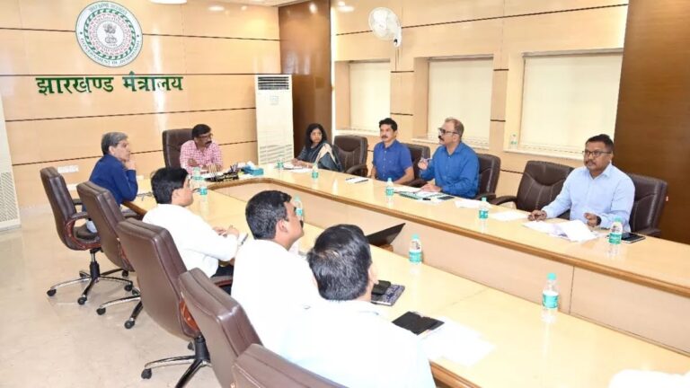 मानव तस्करी पर सख्त हुए मुख्यमंत्री हेमन्त सोरेन, अधिकारियों के साथ बैठक में कड़ी कानूनी कार्रवाई के दिए निर्देश