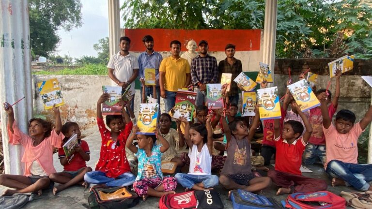 ग्राउंड रिपोर्ट: शिक्षा के जरिए गरीब बच्चों की जिंदगी संवार रही हरिकिशन, आकाश और तनु की हमजोली