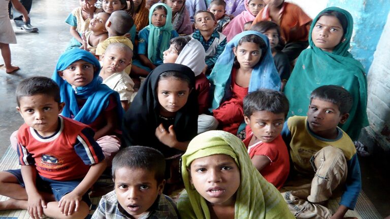बिहार का शिक्षा मॉडल: 4 माह में 22 लाख से अधिक स्कूली छात्रों का नामांकन रद्द