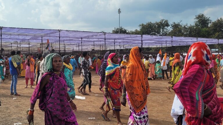 ग्राउंड से चुनाव: भिलाई में महिलाएं शराबबंदी और रोजगार के मुद्दे पर करेंगी वोट
