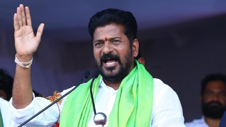 CM रेवंत रेड्डी ने हैदराबाद एयरपोर्ट मेट्रो परियोजना पर लगाई रोक, निर्माण कंपनी की होगी जांच