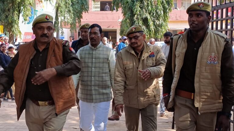 ग्राउंड रिपोर्ट: बलात्कारी भाजपा विधायक की कब रद्द होगी विधायकी, कब चलेगा योगी का बुलडोजर?