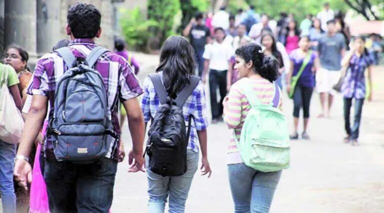 पांच वर्षों में 13,000 से अधिक एससी, एसटी और ओबीसी छात्रों ने केंद्रीय विश्वविद्यालयों, आईआईटी और आईआईएम से पढ़ाई छोड़ी