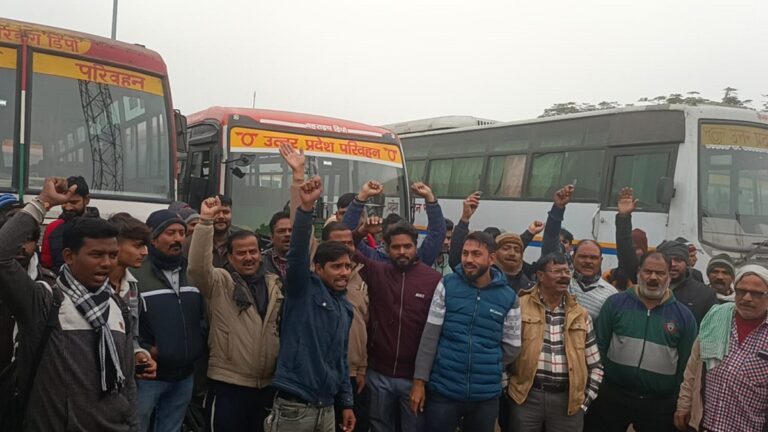 हिट एंड रन कानून के खिलाफ यूपी रोडवेज बसों का चक्का जाम, चालक बोले- नमक रोटी खा लेंगे, बस लेकर नहीं जाएंगे