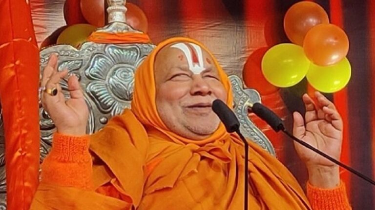 रामभद्राचार्य के खिलाफ एससी-एसटी एक्ट के तहत मुकदमा दर्ज हो