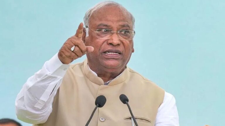 आज की सुर्खियां: खड़गे का कार्यकर्ताओं से 2024 में कांग्रेस की जीत सुनिश्चित करने का आह्वान