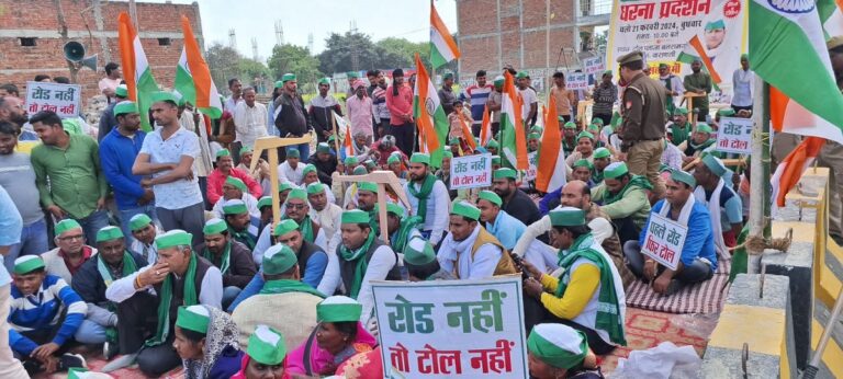 पीएम का वाराणसी आगमन और किसानों का धरना, हांफते नजर आए एनएचएआई के अधिकारी