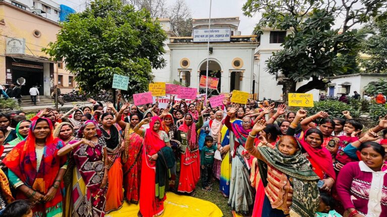 घरेलू कामगारों की सामाजिक सुरक्षा के लिए बने कानून, पीएम व सीएम को भेजा ज्ञापन