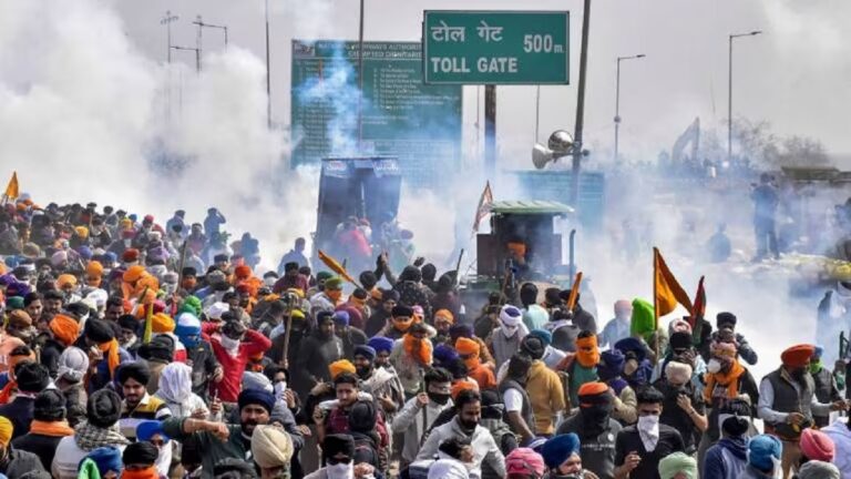 किसानों के क्रूर दमन के खिलाफ आज काला दिवस, 14 मार्च को रामलीला मैदान में महापंचायत