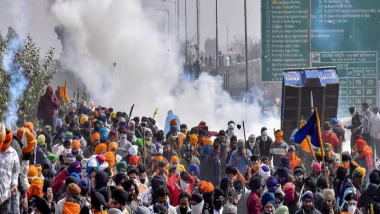 सौ से ज्यादा सामाजिक संगठनों और व्यक्तियों ने पत्र जारी कर किसानों पर हो रहे दमनात्मक कार्रवाई की निंदा की
