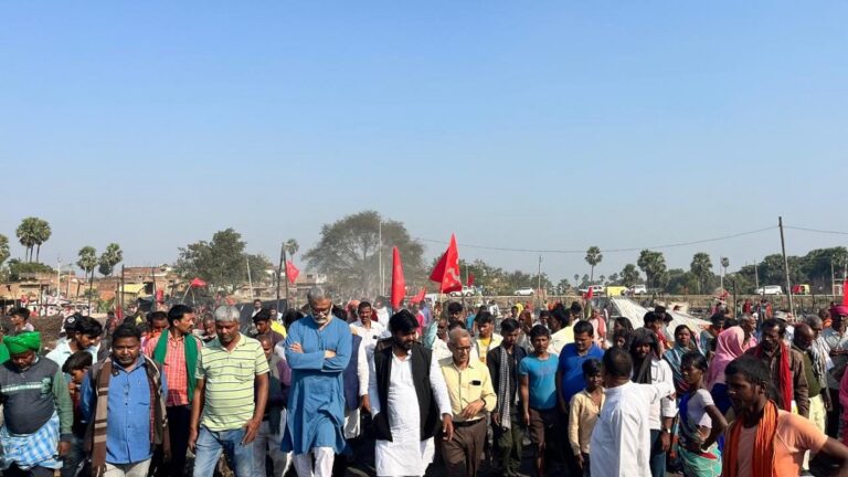 दलितों-गरीबों की झोपड़ियों में आग लगाने वाले अपराधियों की शिनाख्त कर गिरफ्तारी हो: भाकपा-माले