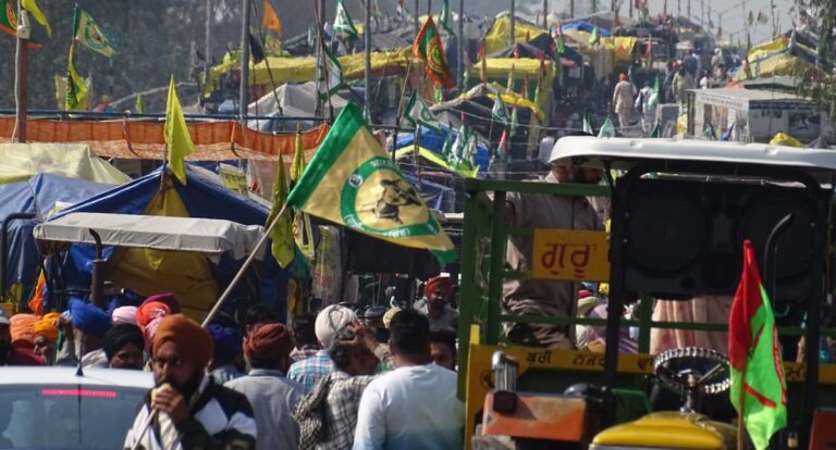 यूथ फॉर हिमालय के प्रतिनिधिमंडल ने शंभू बॉर्डर पहुंच कर किया किसान आंदोलन का समर्थन 