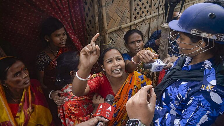 सरकार से भरोसा उठने के बाद संदेशखाली के लोगों के पास क्या है विकल्प?