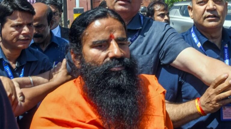 बाबा रामदेव को आज भी नहीं मिली ‘माफी’, अब 23 अप्रैल को होगी पेशी