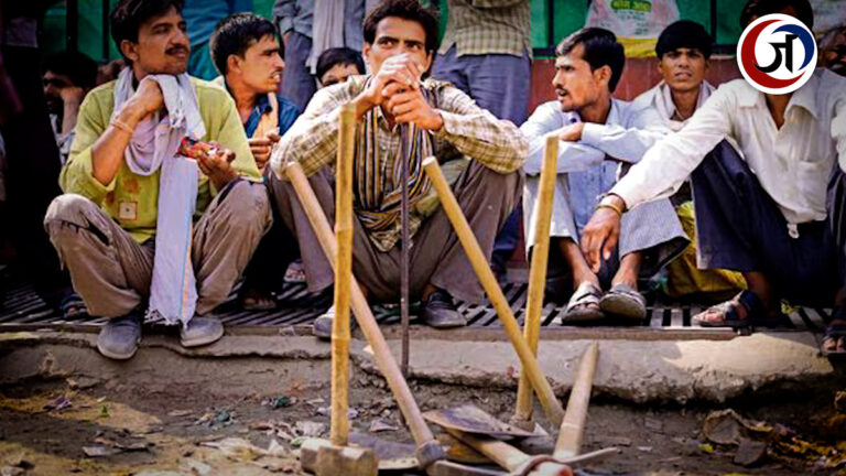 आरएसएस-भाजपा सरकार ने भारत को बना दिया लेबर चौराहा! 