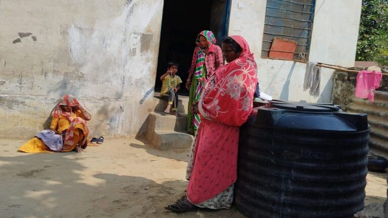 ग्राउंड रिपोर्ट: सुविधाओं से लाभान्वित होने लगी हैं ग्रामीण महिलाएं