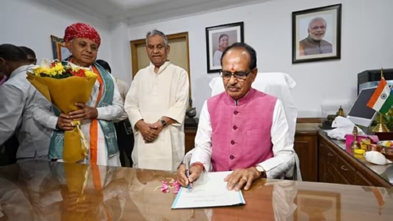 मंदसौर के किसानों के हत्यारे शिवराज सिंह चौहान को कृषि मंत्री बनाना किसानों का अपमान, 10 जुलाई को तय होगी आंदोलन की रूपरेखा  